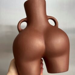 ваза Лола шоколадная матовая 25х18 см, керамическая ваза женская фигура 25 см, стильная ваза женская форма 25 см, декоративная ваза женская попа 25х18 см, арт-ваза женская керамика 25х18 см, интерьерная ваза женская матовая 25 см, дизайнерская ваза женские формы 25 см, подарочная ваза женская Лола 25х18 см, оригинальная ваза женская скульптура 25 см, современная ваза женский силуэт 25х18 см, настольная ваза женское тело 25 см, художественная ваза женская матовая 25х18 см, ваза Лола шоколадна матова 25х18 см, керамічна ваза жіноча фігура 25 см, стильна ваза жіноча форма 25 см, декоративна ваза жіноча попа 25х18 см, арт-ваза жіноча кераміка 25х18 см, інтер'єрна ваза жіноча матова 25 см, дизайнерська ваза жіночі форми 25 см, подарункова ваза жіноча Лола 25х18 см, оригінальна ваза жіноча скульптура 25 см, сучасна ваза жіночий силует 25х18 см, настільна ваза жіноче тіло 25 см, художня ваза жіноча матова 25х18 см