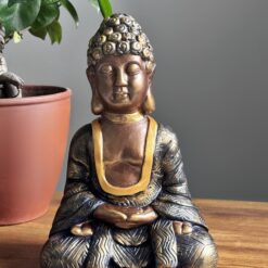 статуэтка Большой Будда 23 см, фигурка Большой Будда 23х16 см, интерьерная статуэтка Будда 23 см, гипсовая статуэтка Будда 23 см, золотая статуэтка Будда 23 см, медитирующий Будда 23х16 см, статуэтка восточная культура 23 см, статуэтка духовность 23х16 см, стильная статуэтка Будда 23 см, буддизм фигурка Будда 23х16 см, статуэтка йога Будда 23 см, статуэтка гармония 23х16 см, статуетка Великий Будда 23 см, фігурка Великий Будда 23х16 см, інтер'єрна статуетка Будда 23 см, гіпсова статуетка Будда 23 см, золота статуетка Будда 23 см, медитуючий Будда 23х16 см, статуетка східна культура 23 см, статуетка духовність 23х16 см, стильна статуетка Будда 23 см, буддизм фігурка Будда 23х16 см, статуетка йога Будда 23 см, статуетка гармонія 23х16 см