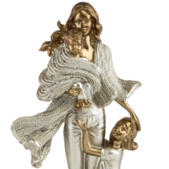 статуэтка Забота матери 24,5 см 2007-239, фигурка мама с детьми, статуэтка мама с малышом и дочкой, полистоун статуэтка мама и дети, подарок маме статуэтка 24,5 см, статуэтка мать и ребенок золото, фигурка материнская забота, интерьерная статуэтка семья, статуэтка мама в пледе с ребенком, статуэтка мама и двое детей, статуэтка семья с детьми серебро, статуетка Турбота матері 24,5 см 2007-239, фігурка мама з дітьми, статуетка мама з малюком і донькою, полістоун статуетка мама і діти, подарунок мамі статуетка 24,5 см, статуетка мати і дитина золото, фігурка материнська турбота, інтер’єрна статуетка родина, статуетка мама в пледі з дитиною, статуетка мама і двоє дітей, статуетка родина з дітьми срібло