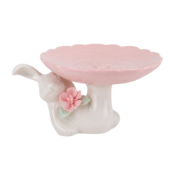 подставка Кролик с цветком 9 см 5009-028, керамическая подставка для яиц, пасхальная подставка для десертов, сервировочная подставка для сладостей, праздничная подставка кролик, держатель для шоколадных яиц, декоративная подставка для стола, пасхальный декор для кухни, подставка для выпечки с кроликом, белый кролик подставка для угощений, стильный пасхальный аксессуар,

підставка Кролик з квіткою 9 см 5009-028, керамічна підставка для яєць, великодня підставка для десертів, сервірувальна підставка для солодощів, святкова підставка кролик, тримач для шоколадних яєць, декоративна підставка для столу, великодній декор для кухні, підставка для випічки з кроликом, білий кролик підставка для частувань, стильний великодній аксесуар