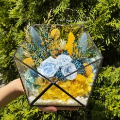 Флораріум зі стабілізованими квітами та топером Хмаринка