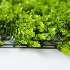 панель из искусственной зелени