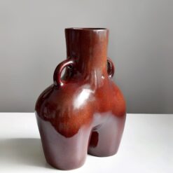 ваза в форме женской попы